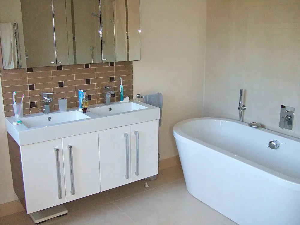 Architect in Finchampstead, Berkshire